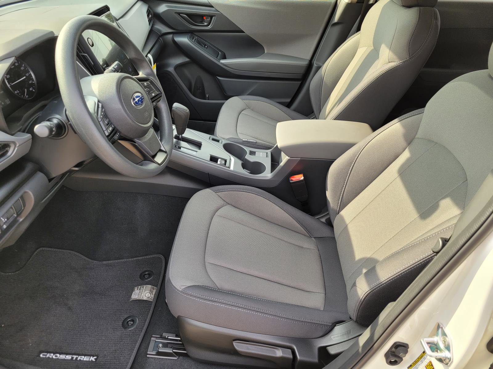 2025 Subaru Crosstrek Premium photo 2