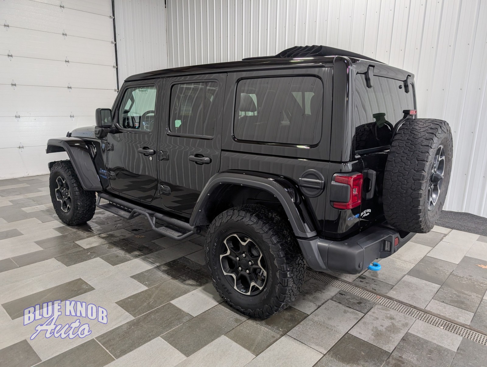2021 Jeep Wrangler 4xe Unlimited Rubicon photo 2