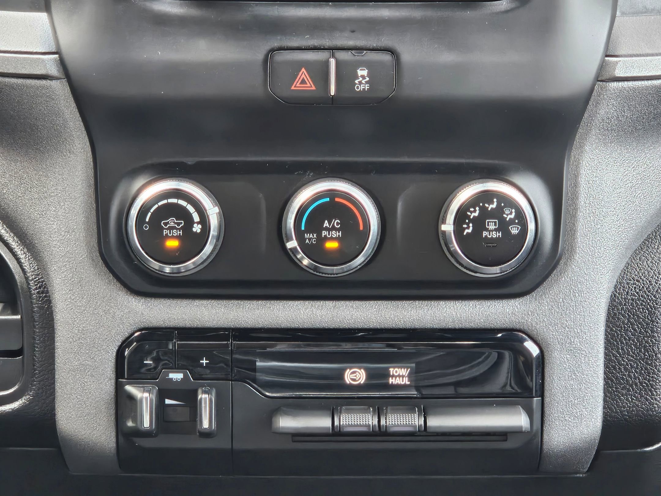 2024 Ram 2500 Tradesman photo 13