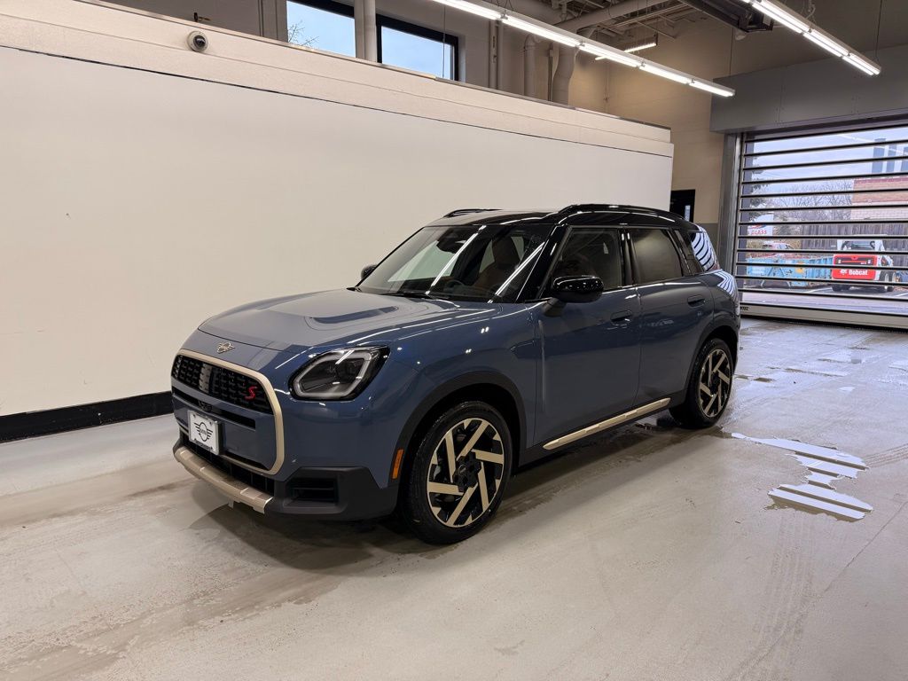 2026 MINI Countryman S's photo
