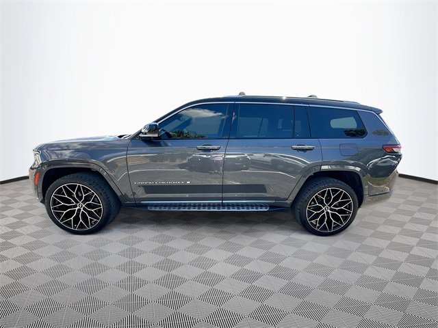 2023 Jeep Grand Cherokee L Summit photo 2