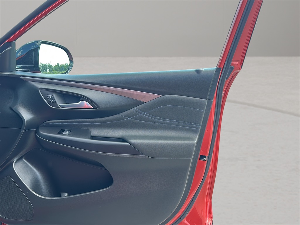 2024 Buick Envista ST photo 15