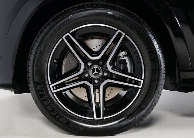 2025 Mercedes Benz GLE 580 4MATIC photo 9