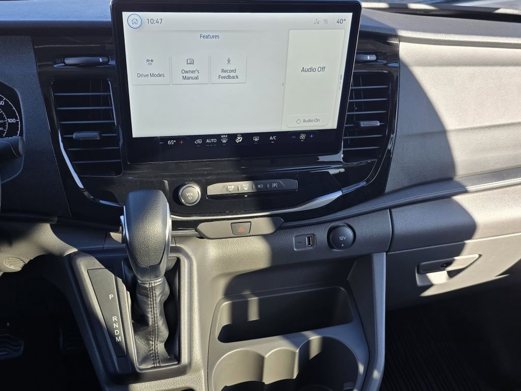2025 Ford Transit Passenger Van XLT photo 4