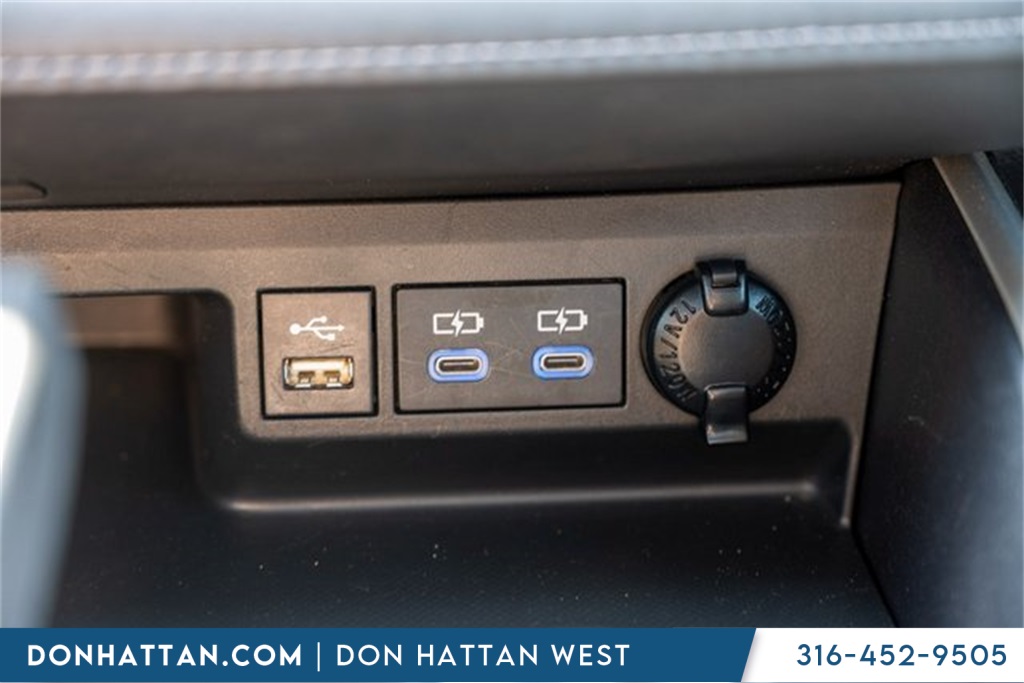 2022 Toyota Highlander XLE photo 15