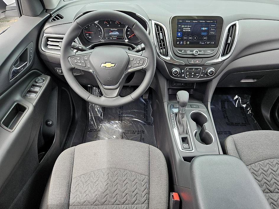 2024 Chevrolet Equinox LT photo 8