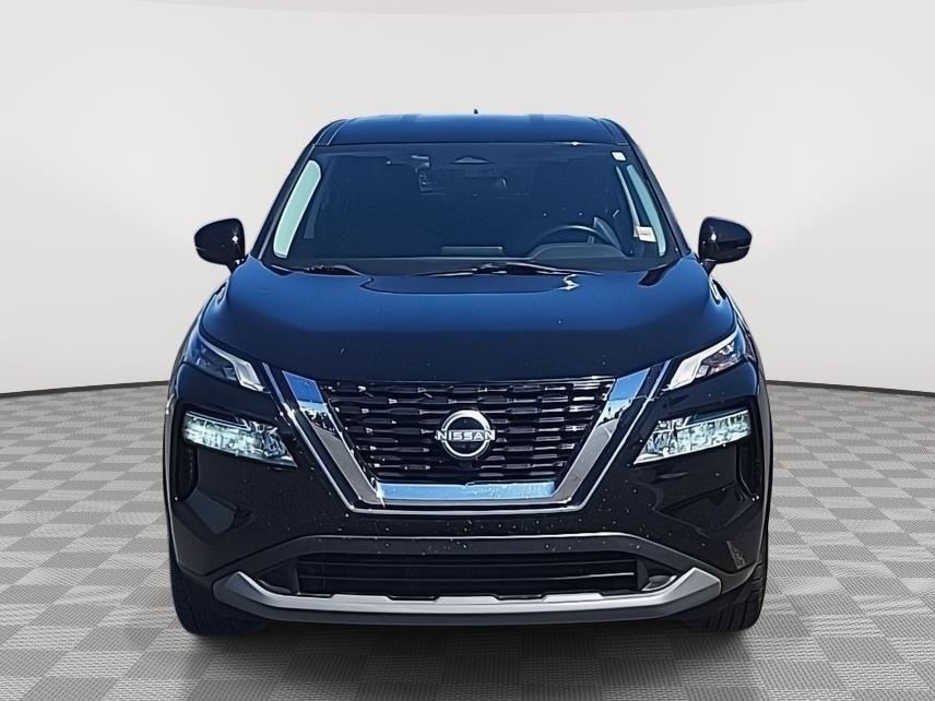 2022 Nissan Rogue SV photo 5