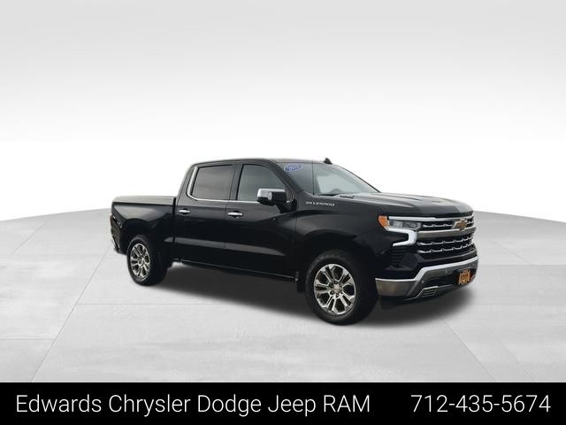 2023 Chevrolet Silverado 1500 LTZ photo 2