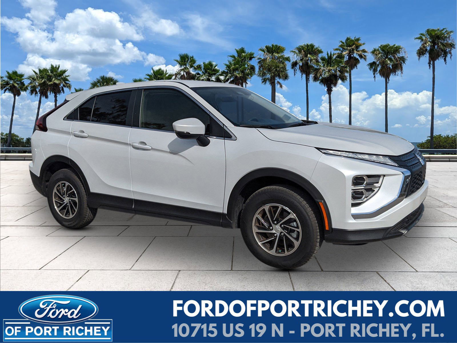 2025 Mitsubishi Eclipse Cross ES's photo