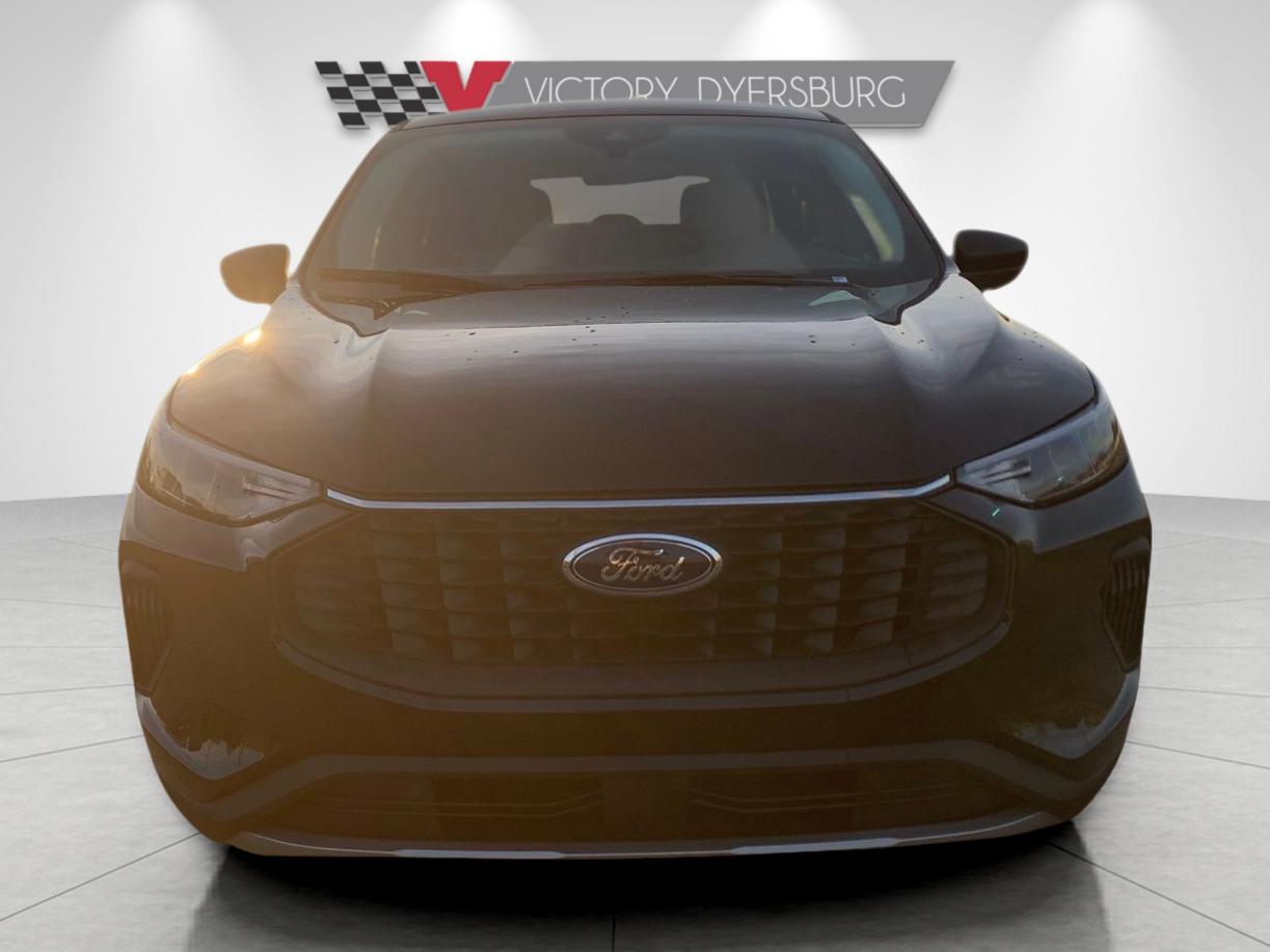 2026 Ford Escape Active photo 2