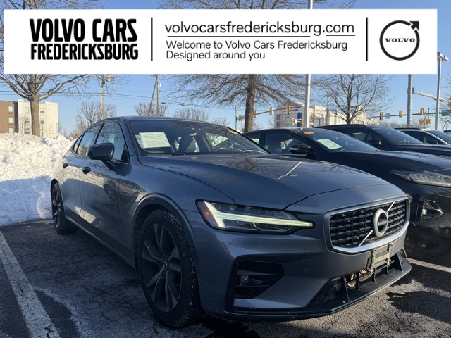 2019 Volvo S60 R-Design