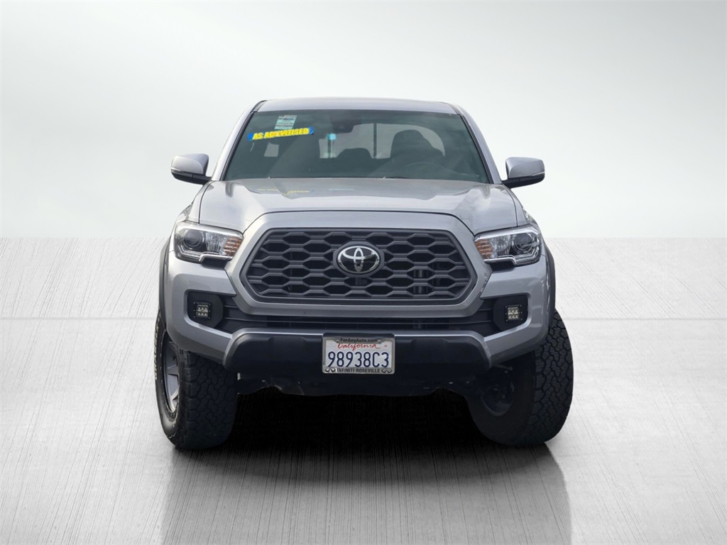 2021 Toyota Tacoma TRD Off-Road photo 2