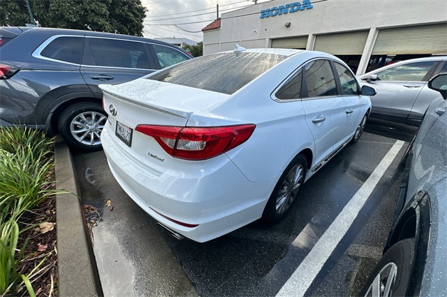 2015 Hyundai Sonata Limited photo 2