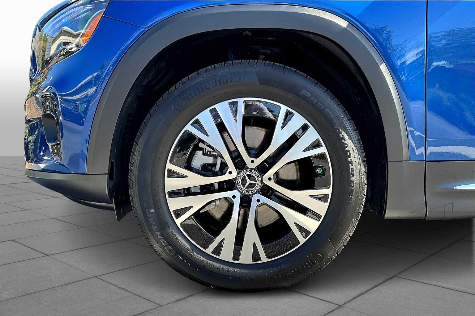2025 Mercedes Benz GLB 250 photo 10