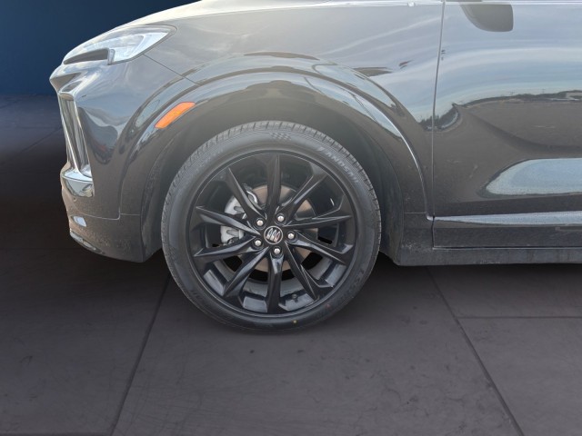 2024 Buick Encore GX Sport Touring photo 13