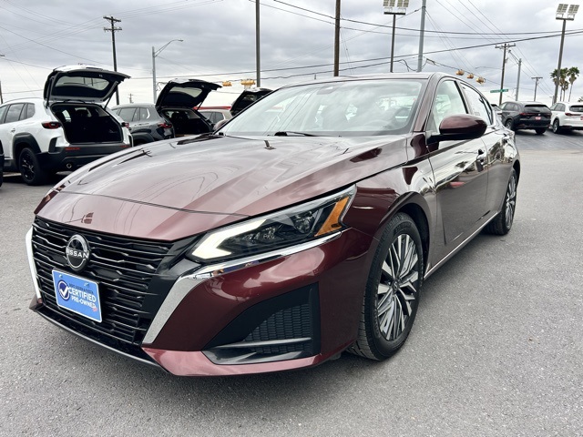 2023 Nissan Altima 2.5 SV photo 3