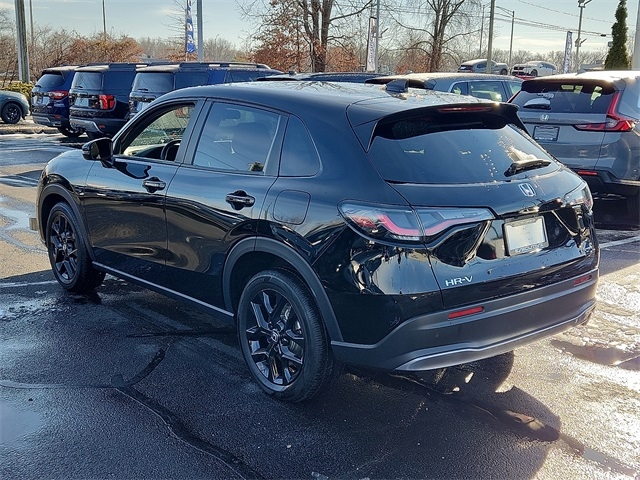 2025 Honda HR-V Sport photo 4