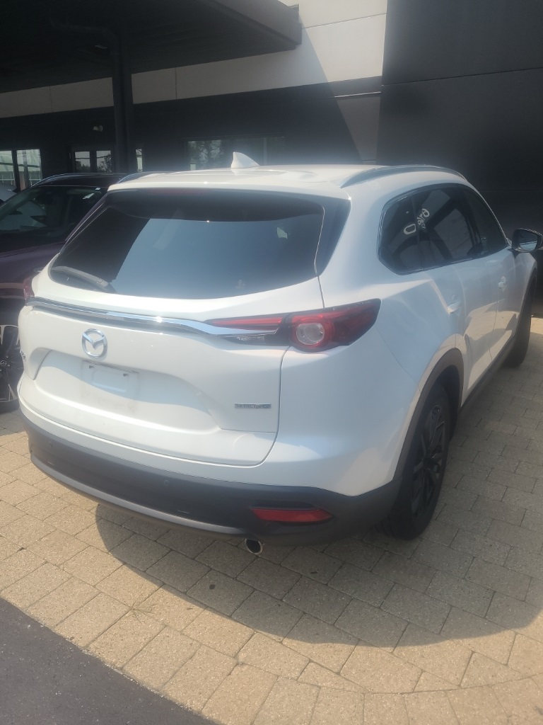 2022 Mazda CX-9 Touring photo 3