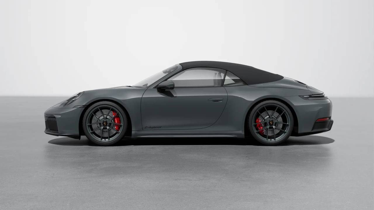 2026 Porsche 911 GTS Cabriolet photo 2