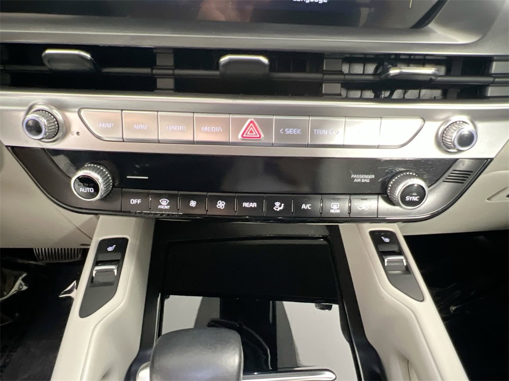 2025 Kia Telluride S photo 23