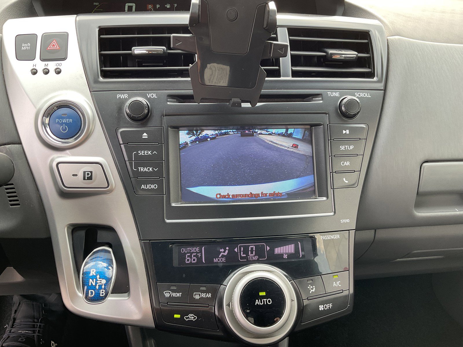 2012 Toyota Prius V Two photo 16