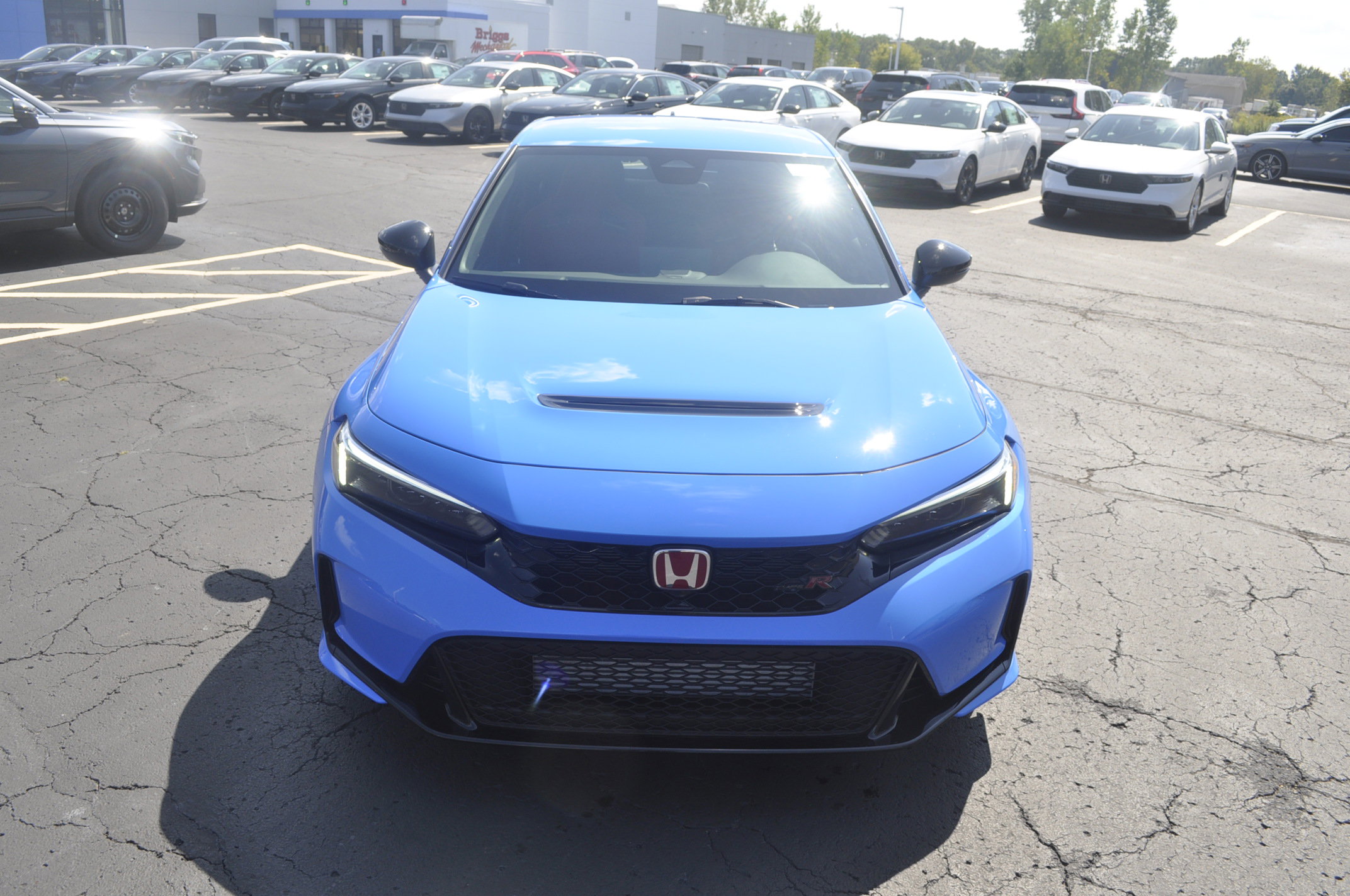 2024 Honda Civic Type R photo 2