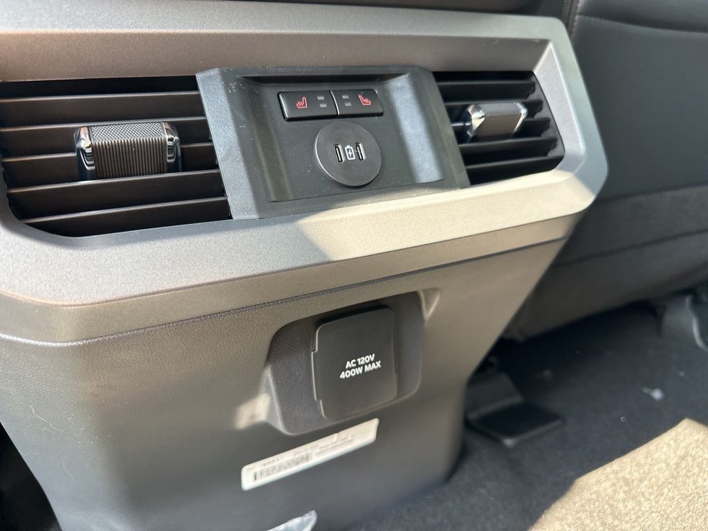 2026 Ford F-250 photo 38