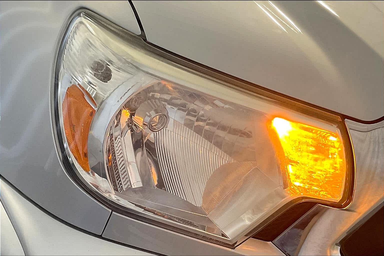 2013 Toyota Tacoma photo 28