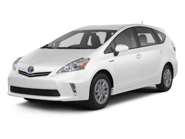 2013 Toyota Prius v Five's photo