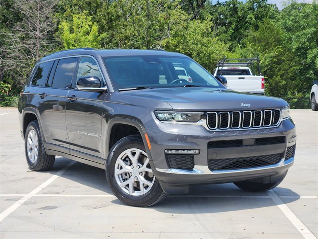 2022 Jeep Grand Cherokee L Limited's photo
