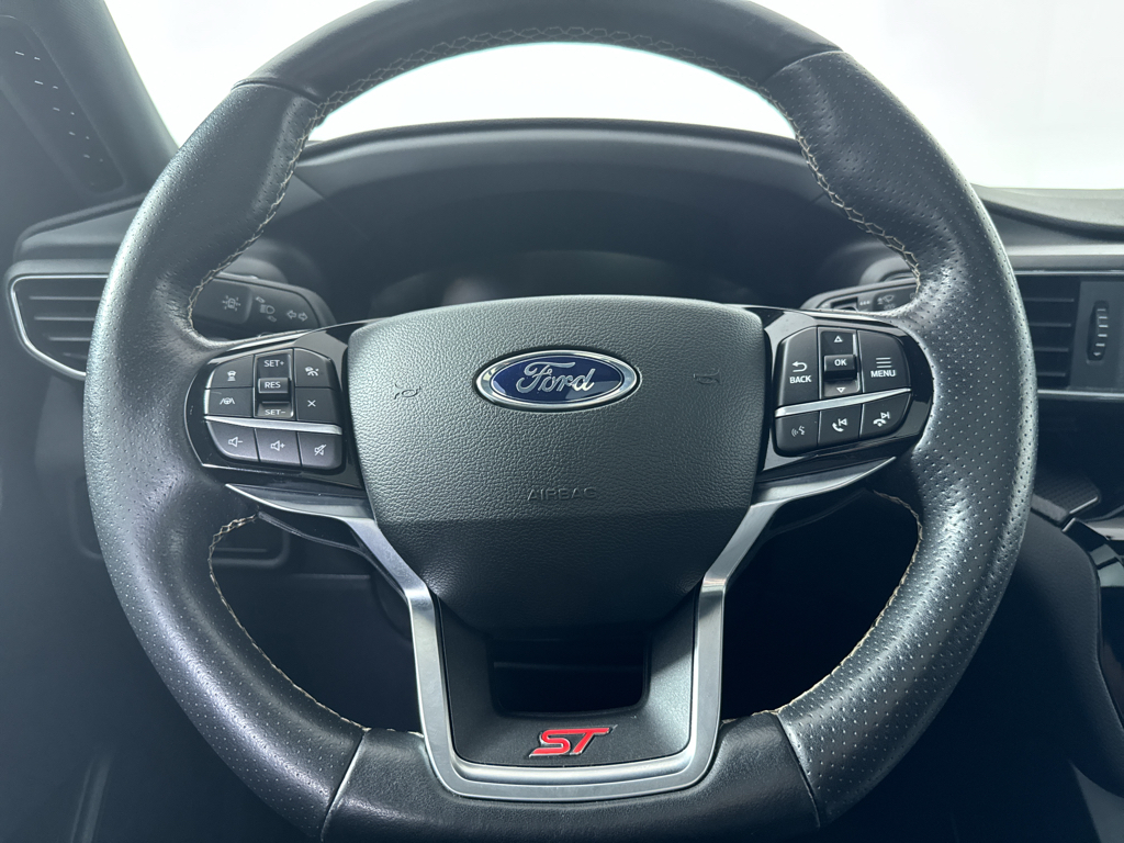 2023 Ford Explorer ST photo 27