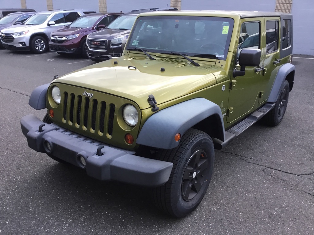 2010 Jeep Wrangler Unlimited Sport photo 3