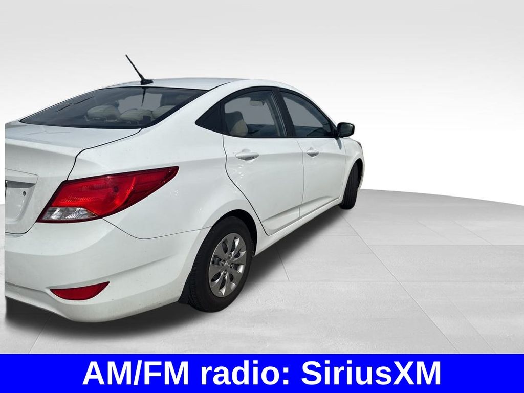 2016 Hyundai Accent SE photo 7