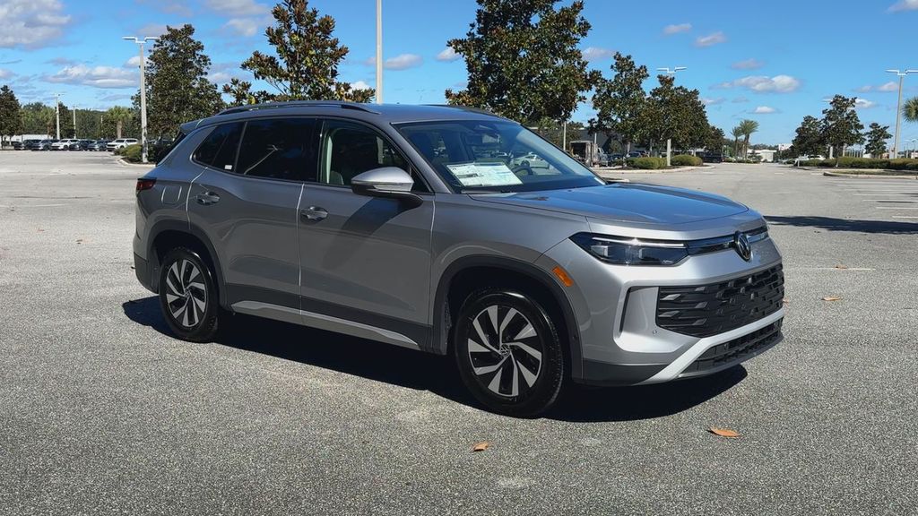2026 Volkswagen Tiguan S photo 2
