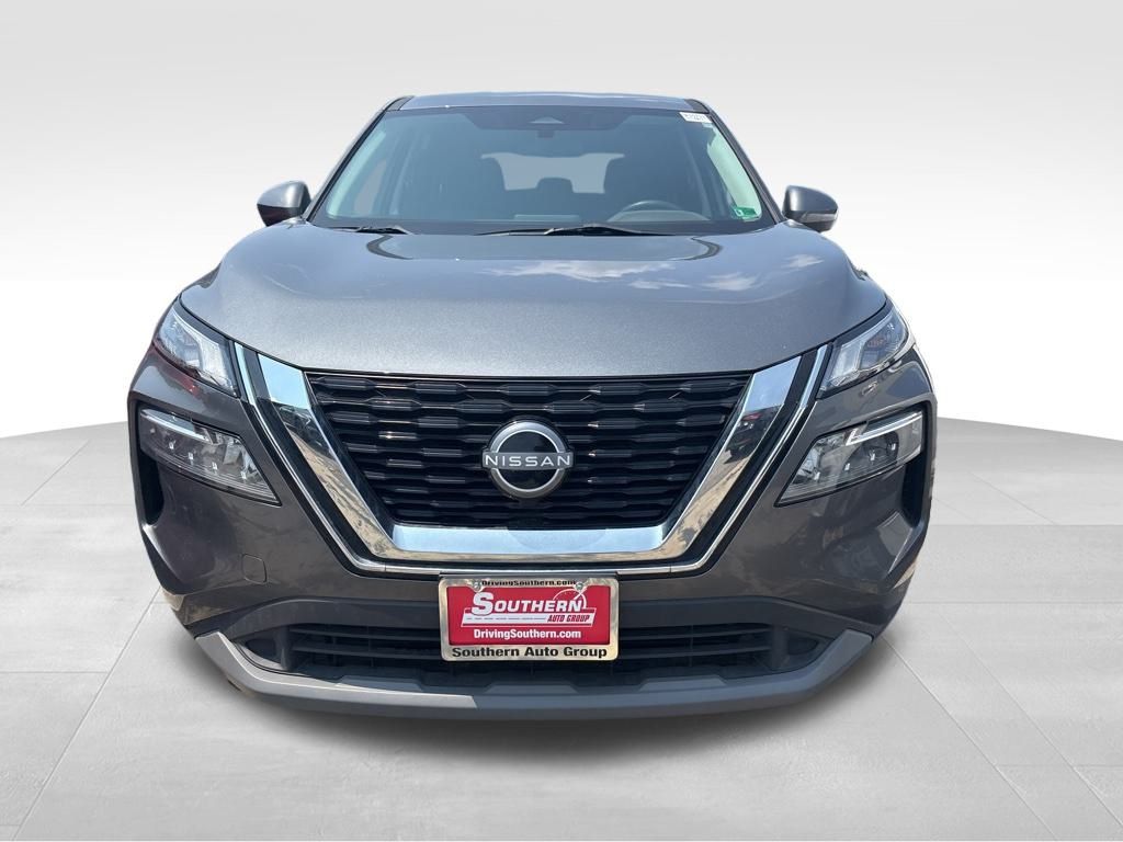 2023 Nissan Rogue SV photo 4