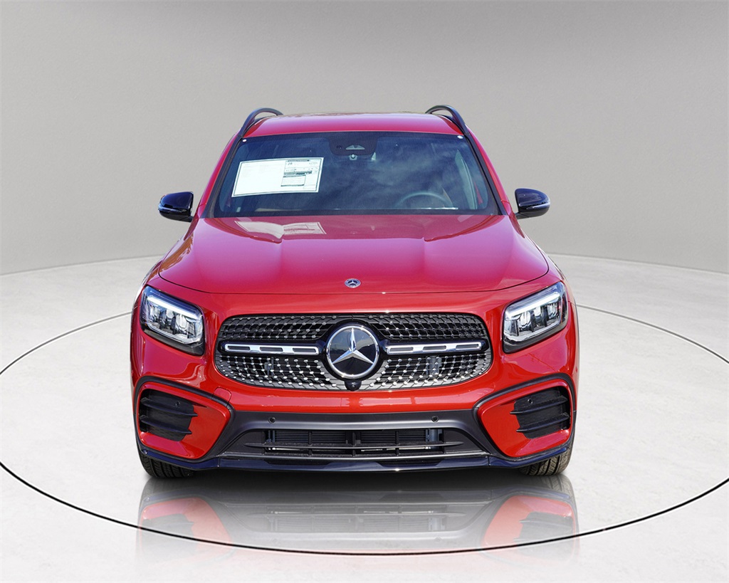 2025 Mercedes Benz GLB 250 photo 2