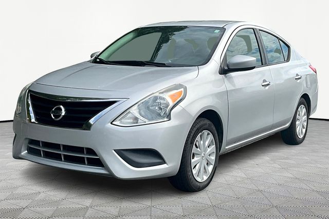 2016 Nissan Versa 1.6 SV photo 3