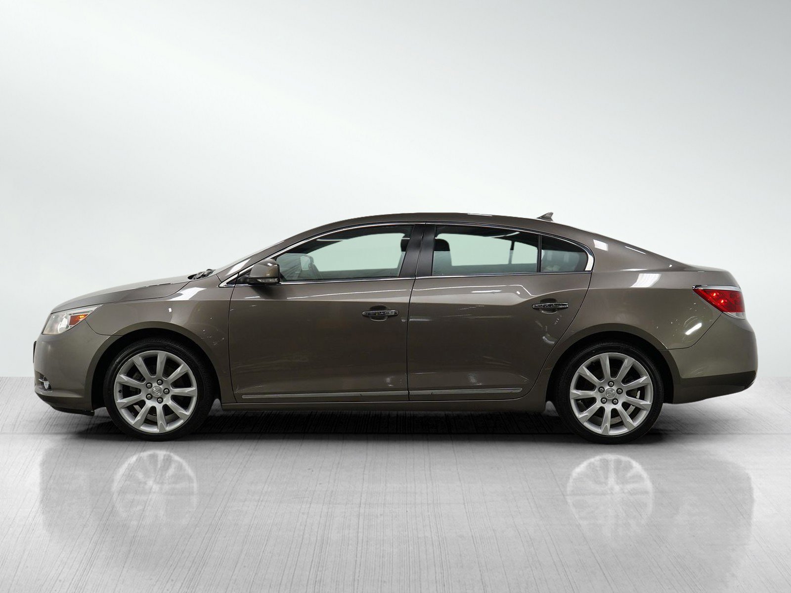 Used 2010 Buick LaCrosse CXS with VIN 1G4GE5EV5AF163500 for sale in Burnsville, Minnesota