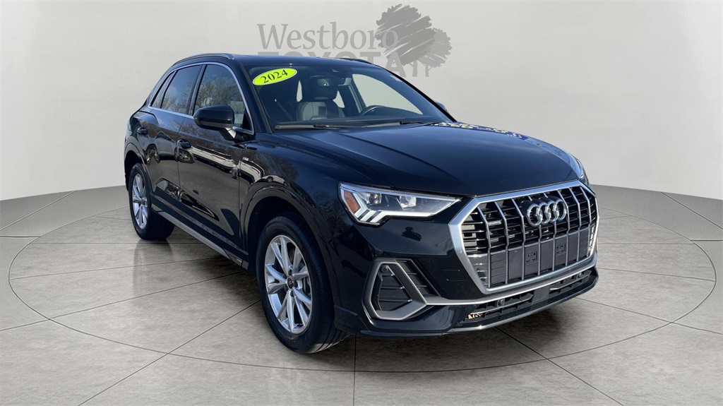 2024 Audi Q3 S Line Premium's photo