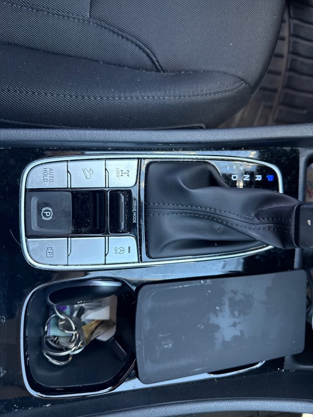 Used 2022 PORTOFINO Hyundai SEL image 24