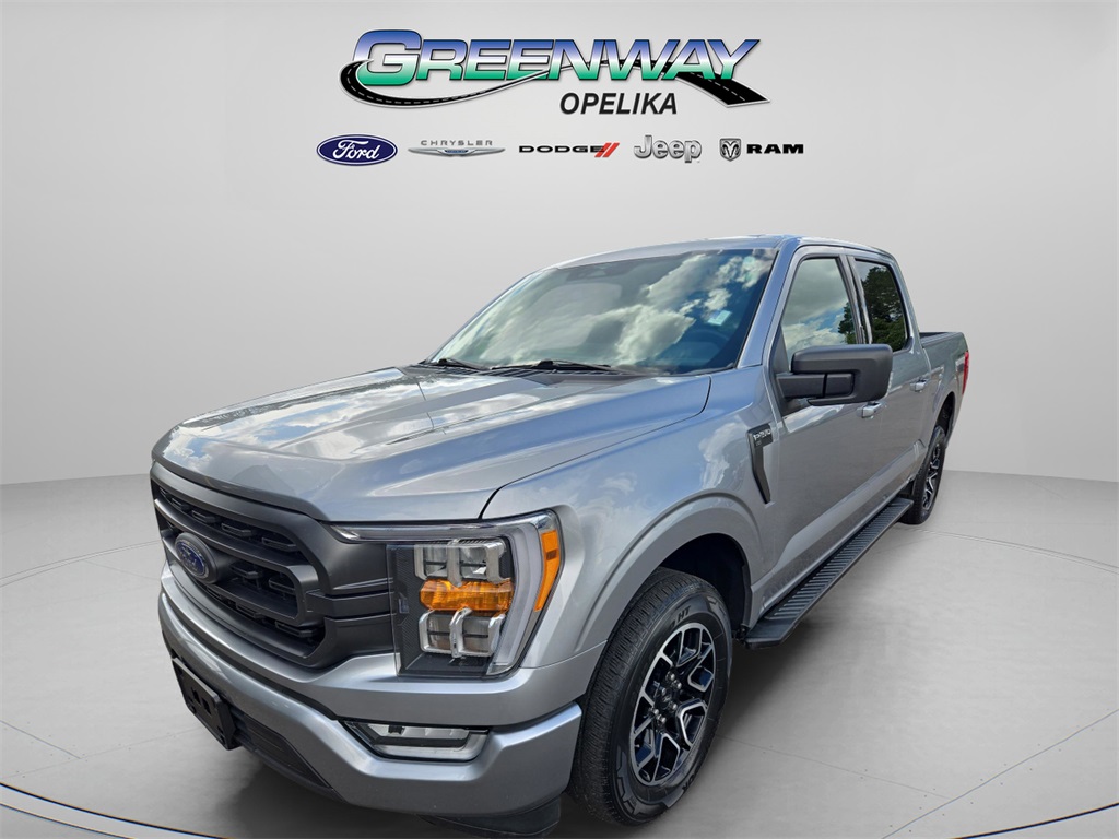 2023 Ford F-150 XLT photo 2