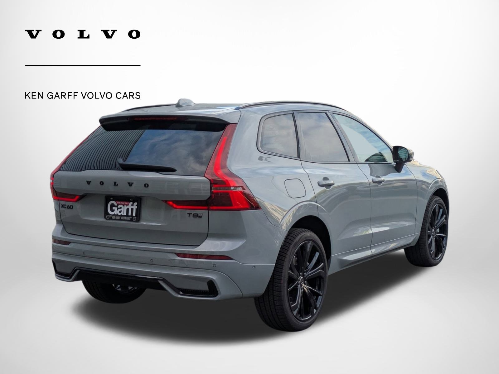 2026 Volvo XC60 Hybrid Black Edition photo 3