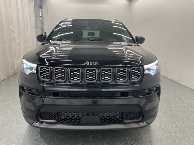 2024 Jeep Compass Limited photo 3