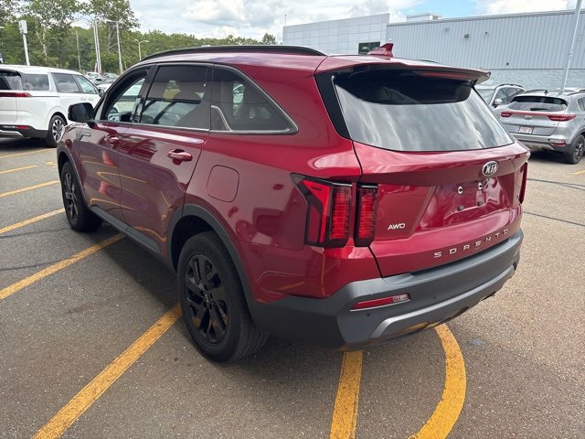 2021 Kia Sorento S photo 2