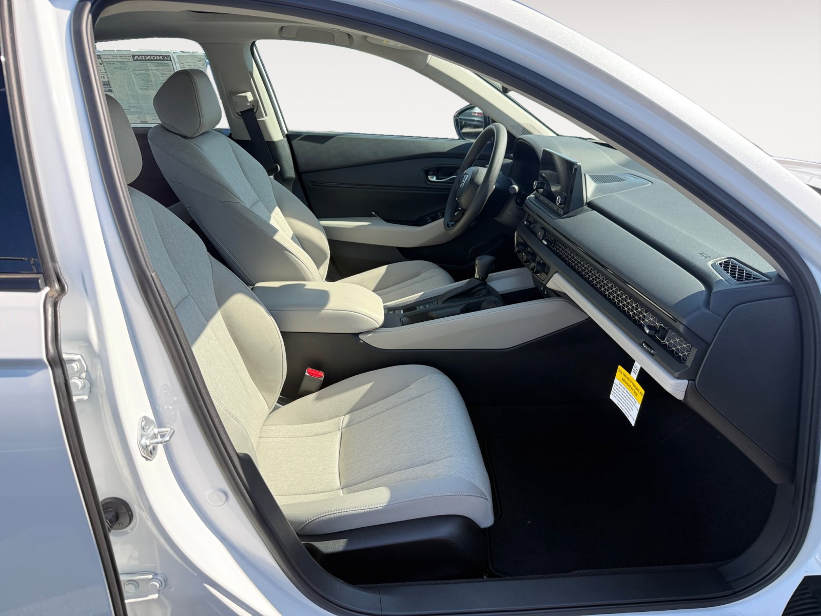 2025 Honda Accord SE photo 19