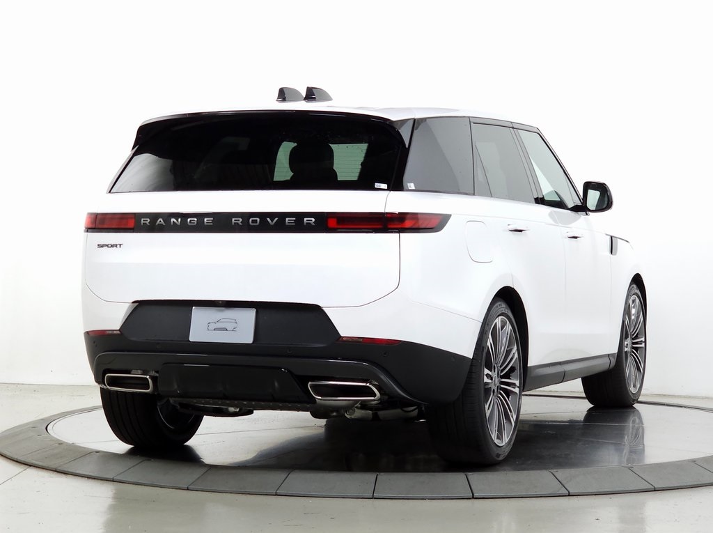 2025 Land Rover Range Rover Sport SE photo 5