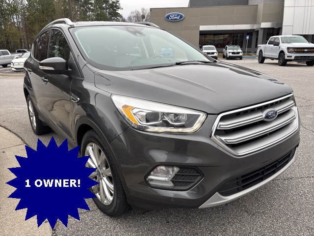 2017 Ford Escape Titanium photo 2