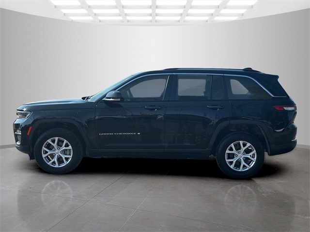 2022 Jeep Grand Cherokee Limited photo 4