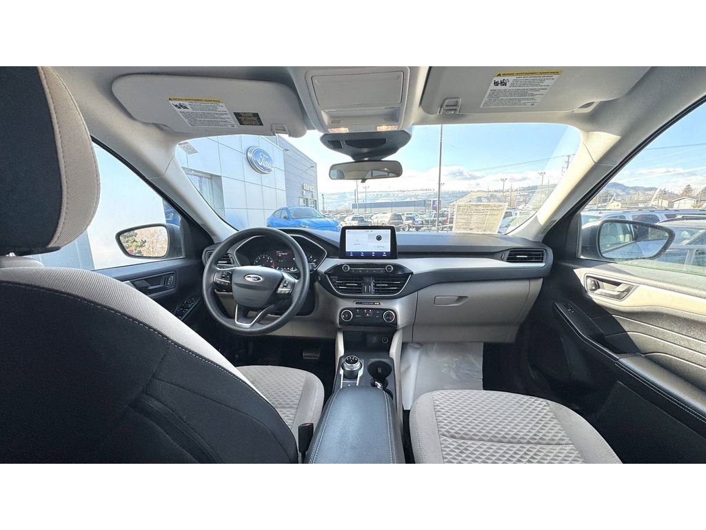 2022 Ford Escape SE photo 9