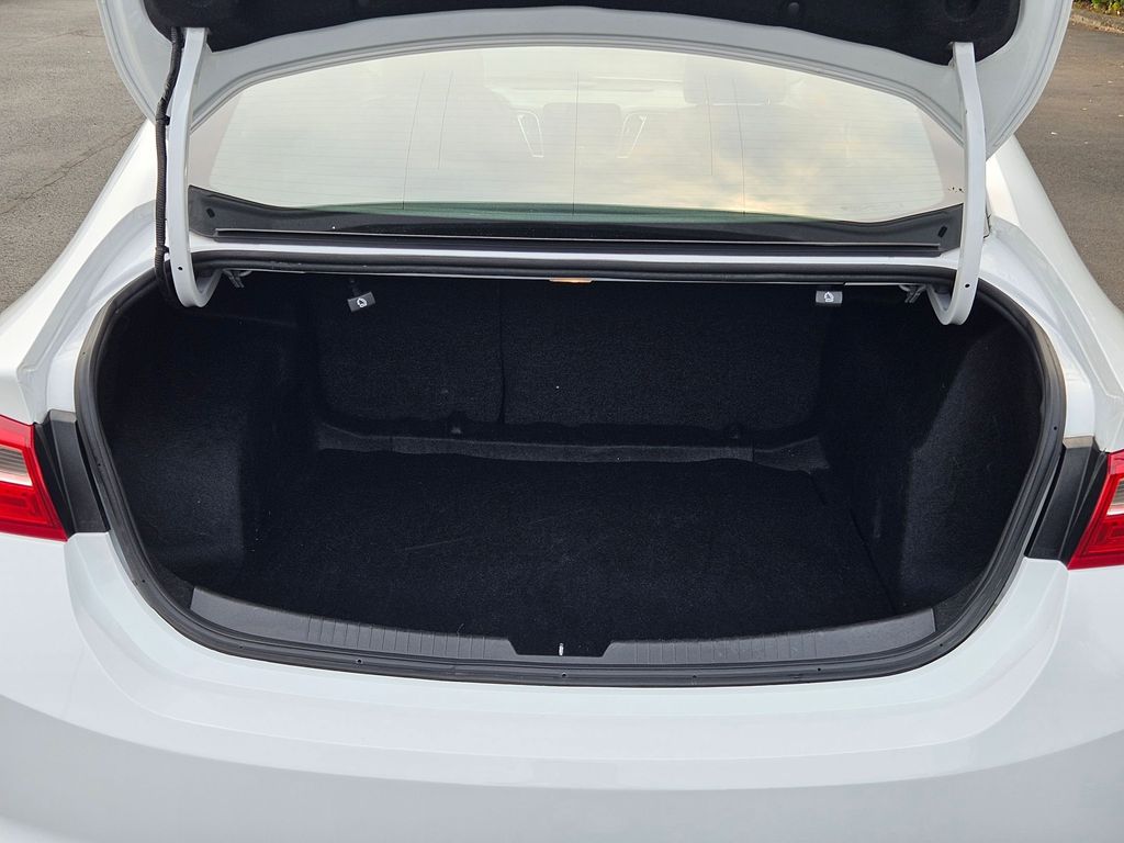 2023 Chevrolet Malibu 1LT photo 25